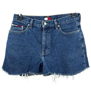 Tommy Hilfiger Shorts Womens 9 / 30 Medium Wash Denim Jeans Shorts Fray 2”